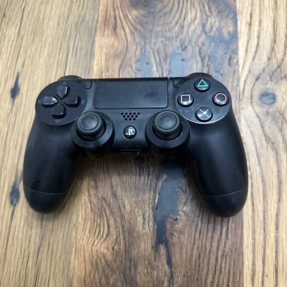 PS4 Playstation controller Black tested working modelCUH-ZCT2U - Picture 1 of 11